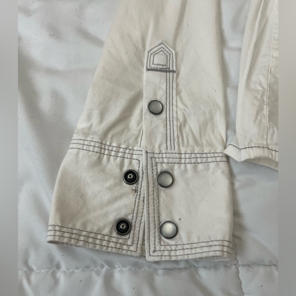 - True Religion Men Shirt - Picture 11 of 11